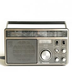 Radio Panasonic GX10