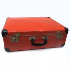VK-033 Rode valies